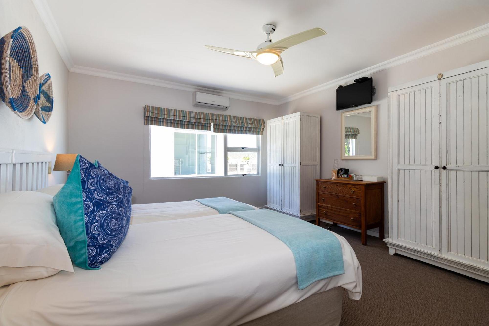 Morgan Bay Hotel Kamer foto